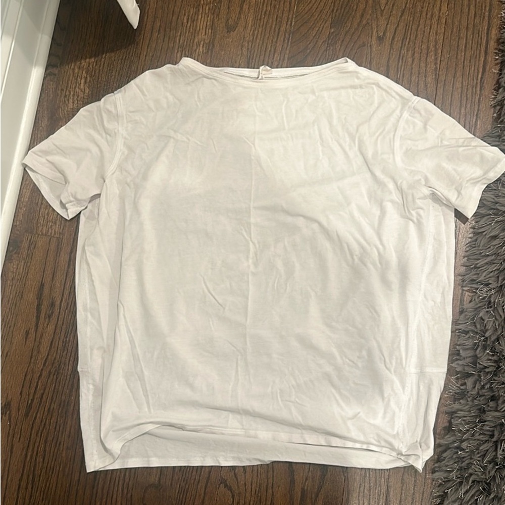 lululemon tshirt